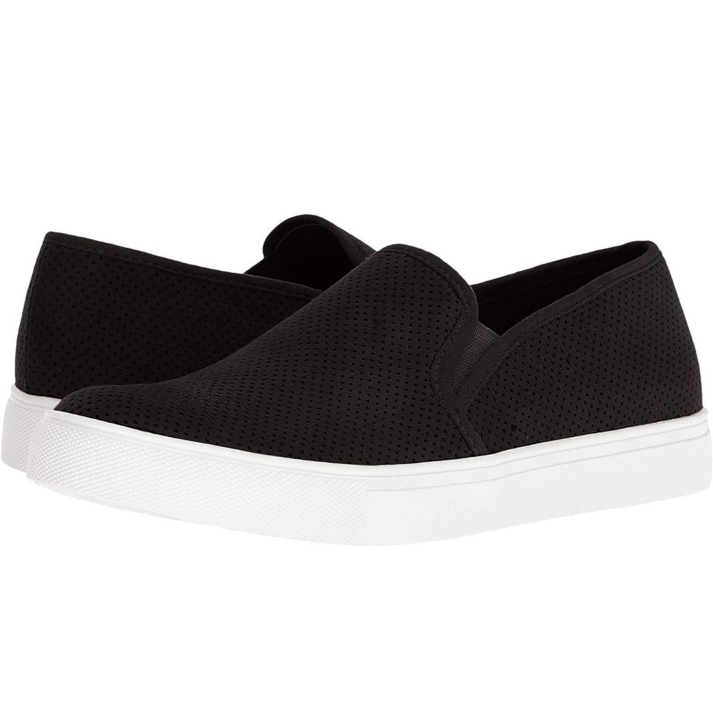 Steve Madden Womens Size 8.5 Black Slip On Sneakers
